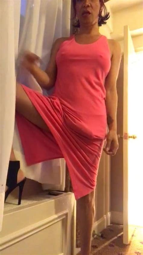 The Bulge On Pink Dress Free Free On Shemale Hd Porn Aa