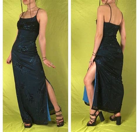 Pin By Tarynmosqueda On Fashion In 2021 Prom Dresses Gowns 90s Prom