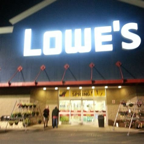 Lowes Hardware Store