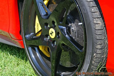 2013 Ferrari 458 Spider Wheel Picture