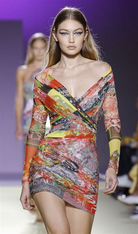 Versace Spring Ready To Wear Look Up Close Detail Featuring