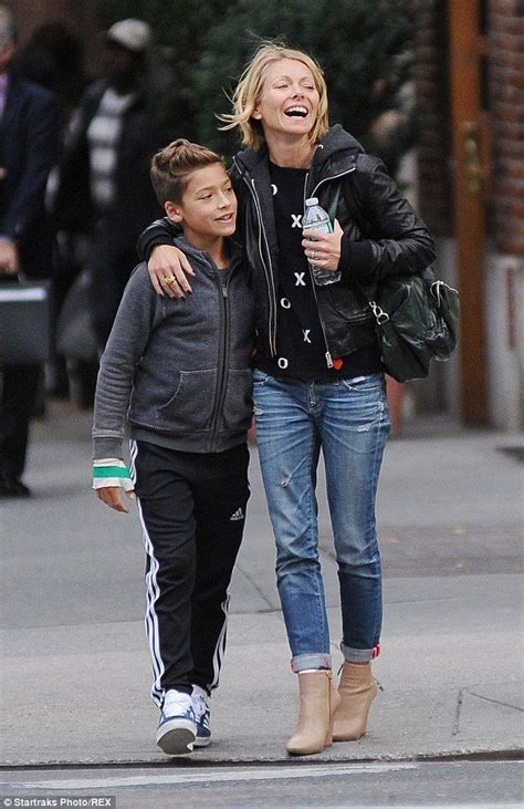 All Smiles Kelly Ripa And Her Son Joaquin Were Seen Out In New York
