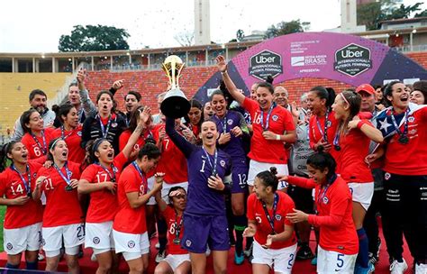 Fernanda pinilla, la científica de la roja femenina: Histórico título de Chile en torneo internacional de ...