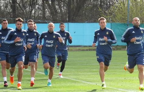 Todas las noticias sobre selección argentina fútbol publicadas en el país. Selección Argentina preparará en Lima su partido contra Perú