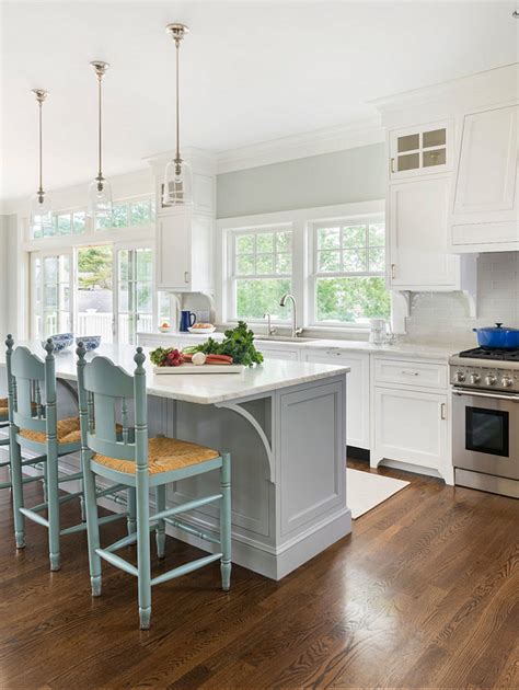 But because of their simple appearance, they also go well with a classic look. Rhode Island Beach Cottage with Coastal Interiors - Home Bunch Interior Design Ideas