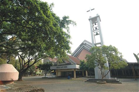 SANTA MARIA de FATIMA: SEJARAH BERDIRINYA GEREJA KATOLIK SANTA MARIA