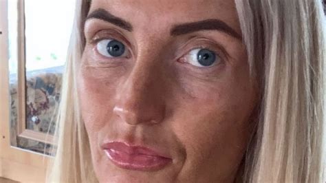 Mum Turns Green After Epic Fake Tan Fail And Warns Others How To