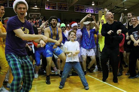 Five Great Moments From This Years Silent Night Game At Taylor University