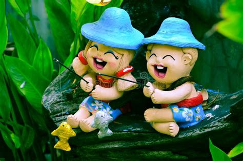 5 out of 5 stars. Smiley und Garten stockbild. Bild von zeichen, ikone ...