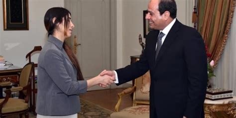 egypt s president sisi meets yezidi woman held as sex slave by isis egyptian streets