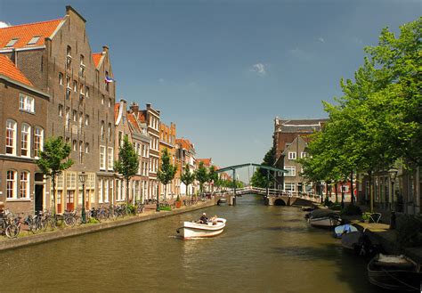 Grupos (el centro de estudios de ciencia y tecnología de la universidad de leiden, en los (cwts) países bajos), se saldó con una revisión en el cálculo de este indicador. Leiden - Reiseführer auf Wikivoyage