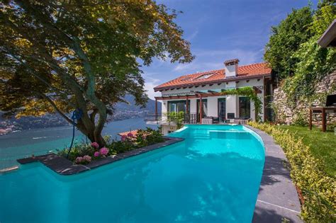 Smooth work commute, popular bars and nightlife, nearby restaurants and grocery stores, and safety. Beautiful Lake Como Villa near Moltrasio - Villa Alessio ...