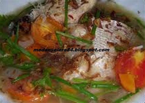 Selalu kalau beli ikan, saya akan ambil minima 5 ekor yang besar besar. DAPUR MASAKAN: RESEPI SUP IKAN MERAH