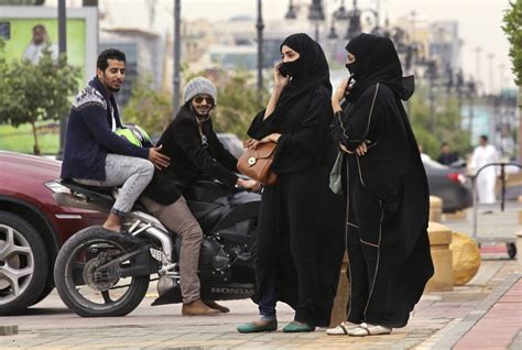 Las Ocho Cosas Que Las Mujeres Todavía No Pueden Hacer En Arabia Saudita