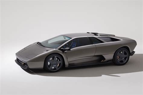 Eccentrica Diablo—restomod Lamborghini Offers Modernized Taste Motofutura
