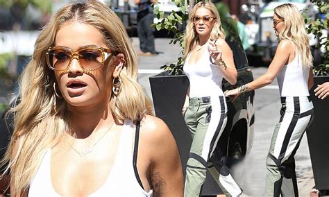 Rita Ora Shows Off Enviable Figure As She Steps Out In New York Daily Mail Online