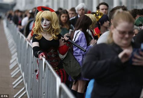 london s mcm comic con sees adult fans dress up as their favourite characters daily mail online