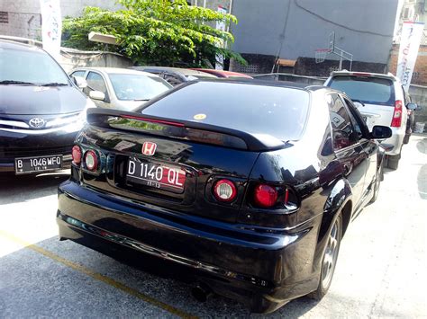 Honda genio yang merupakan kembaran honda scoopy ini memang menantang untuk dilakukan modifikasi brosis. Honda Genio 1992 - Black Mamba