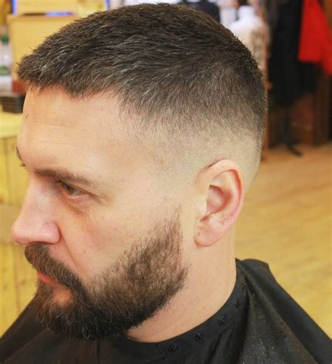Men S Short Haircut Skin Fade A Modern And Stylish Look Best Simple