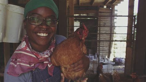 We did not find results for: Using chickens to prepare garden and fruit tree arrival ...