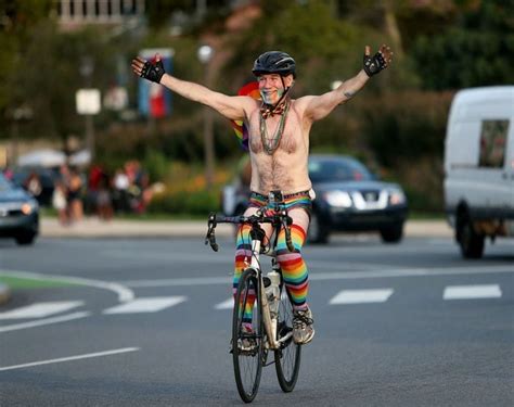 Jaws Drop As The Philly Naked Bike Ride Weaves Through The City Of