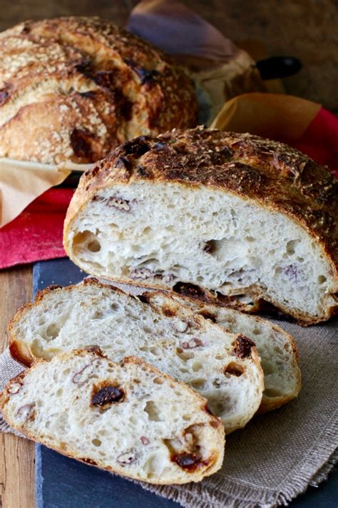 The barley bread is going to susan for this week's issue of yeastspotting. Sourdough Barley Bread with Figs and Pecans | # ...