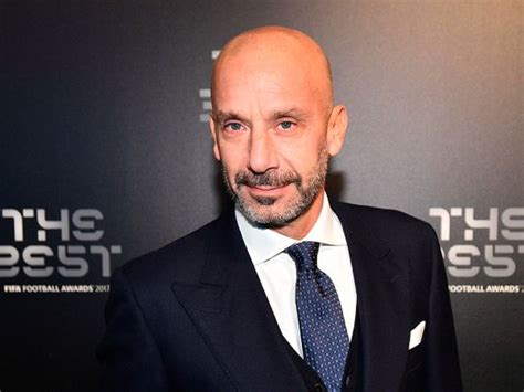 From wikimedia commons, the free media repository. Chelsea and Italy legend Gianluca Vialli given pancreatic ...