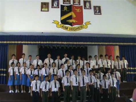 The prefects of smk st. Smk St Thomas Kuching - dino-syukl
