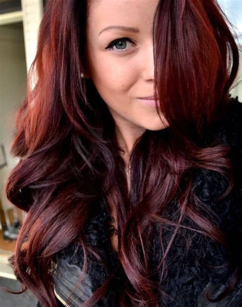 The hue strikes the perfect balance between brown and red tones. Dark Red Auburn Hair Color - Best Dark Blonde Hair Color ...