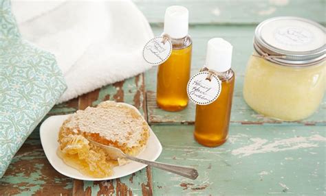 This link is to an external site that may or may not meet accessibility guidelines. Gifts for Mom - Paula Deen in 2020 | Diabetic friendly cake recipe, Easter dessert recipes easy ...