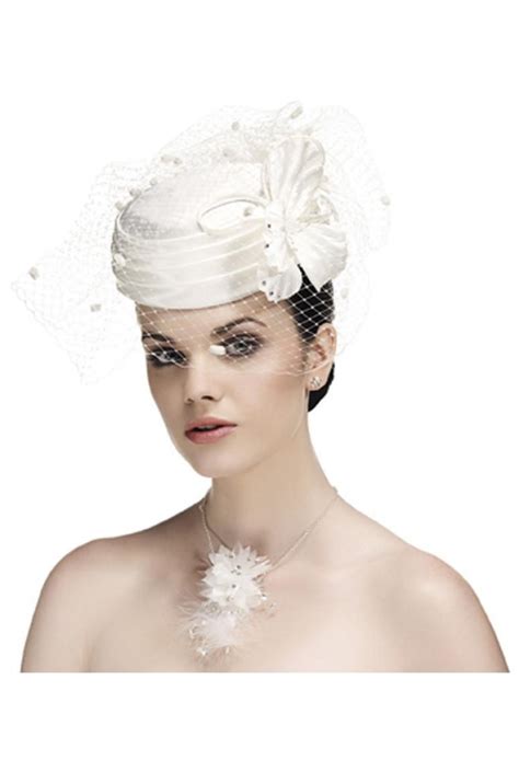 Chapeaux de mariage et bibis de mariée pour femme. Chapeau de mariée blanc ou écru | Chapeaux mariage ...