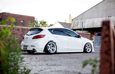 Slammed Mazda 3