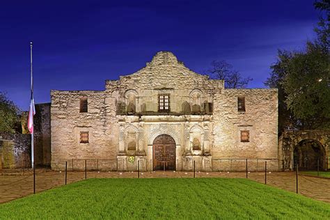 The Alamo San Antonio Mission Texas Photograph By Jason Politte
