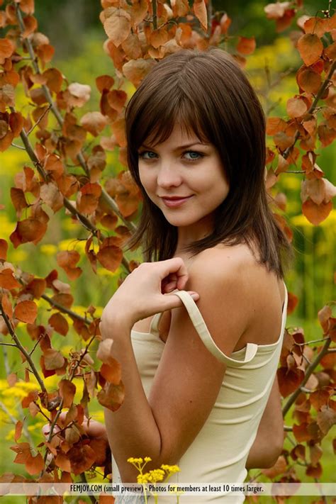 Amelie In Femjoy Set The Most Beautiful Flower Cum Swapping Michaela