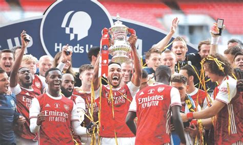 Erster titel in england für beide. Aubameyang goals clinch FA Cup for Arsenal - Newspaper ...