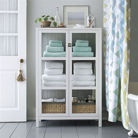 56 Cool Small Bathroom Storage Organization Ideas White Bath Towels