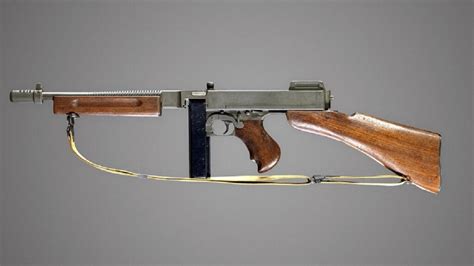 Military Gun Legends The 6 Top World War Ii Submachine Guns 19fortyfive