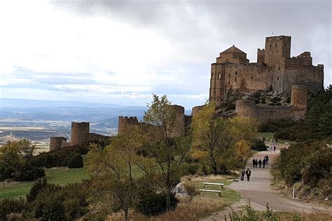 Huesca has many notable buildings. Top 10 voor een vakantie in de provincie Huesca (Aragón)
