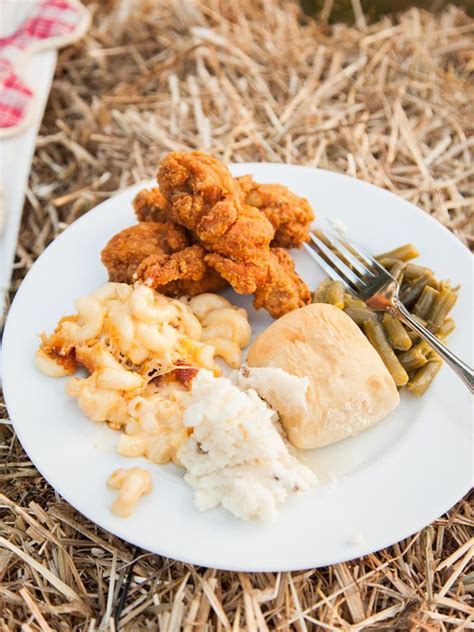 Now, if only waffle house offered wedding catering. 15 Delicious Southern Wedding Food Ideas | Winter wedding food, Wedding food menu, Southern ...