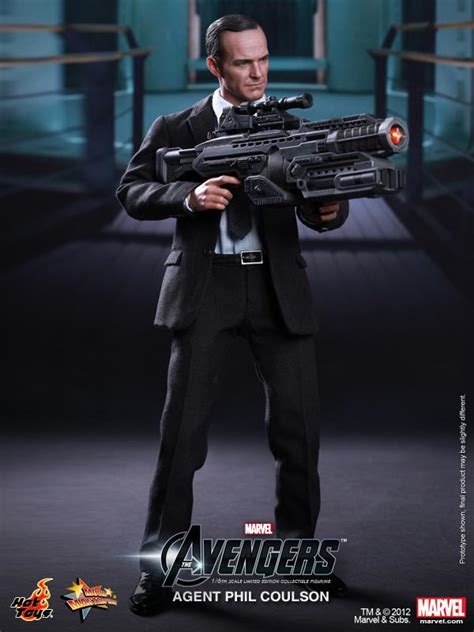 Hot Toys Avengers Movie Agent Phil Coulson Full Gallery