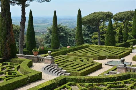 The Palace Has Some Of The Finest Gardens In Italy Amazing Gardens