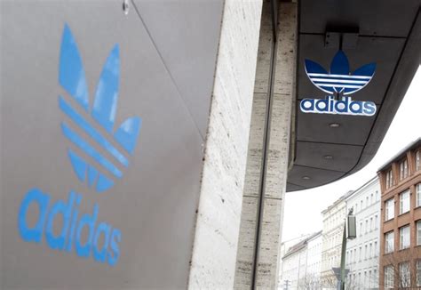 Adidas braucht in der Corona-Krise frisches Geld - News : business