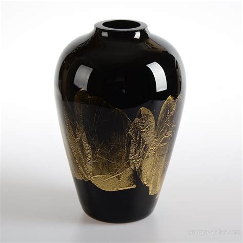 Antiques Atlas Stuart Strathearn Glass Vase