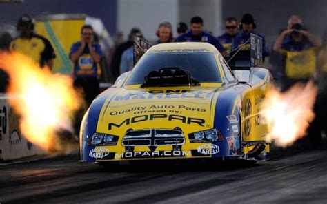 Matt Hagan Qualifies First In Funny Car Division In Nhra Event In St Louis