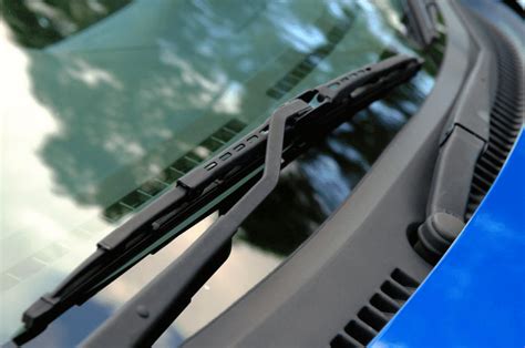 Guide To Getting The Best Wipers For Your Cars Windshield Auto Glass