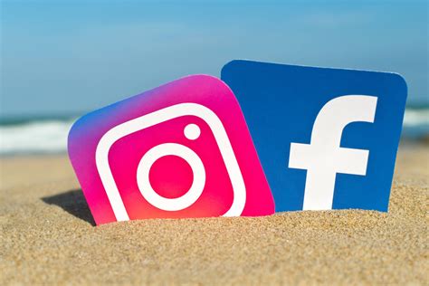How To Share A Facebook Post On Instagram 2 Quick Methods