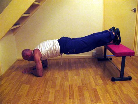 Start Bodyweight Training Plank Progression