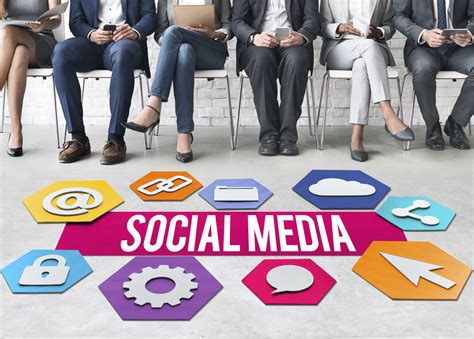 How To Use Social Media In Your Recruitment Strategy