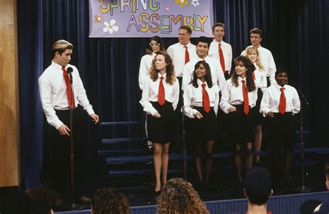 Saved By The Bell School Song S04e24 1992 Čsfdcz