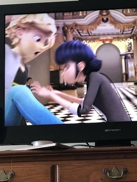 I Paused It At The Right Fricking Time 😂😂😂 Miraculous Ladybug Funny